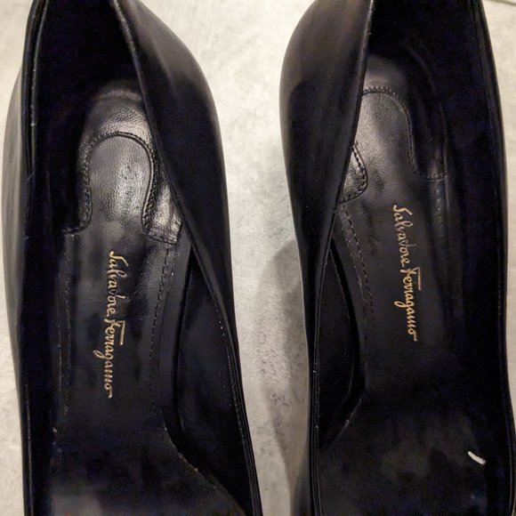 Salvatore Ferragamo Pointed Toe Pump Black Size 7C Bow Embellished Made In Italy - Picture 7 of 12
